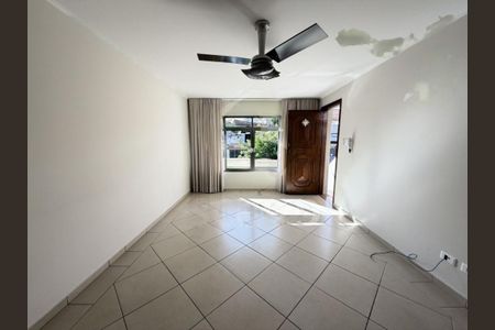 Casa à venda com 3 quartos, 140m² em Planalto Paulista, São Paulo