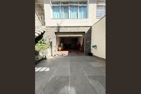 Casa à venda com 140m², 3 quartos e 2 vagas