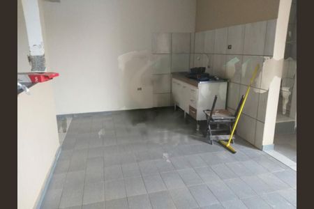 Casa à venda com 3 quartos, 213m² em Jardim Santa Terezinha (Zona Sul), Diadema
