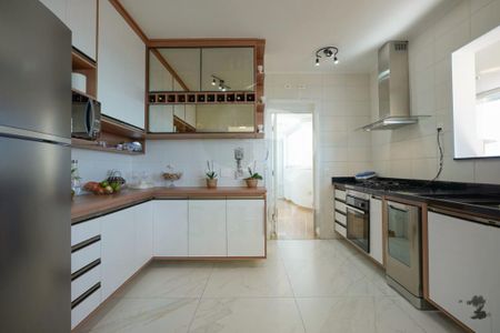 Apartamento à venda com 145m², 3 quartos e 2 vagas