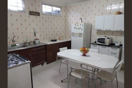 Casa à venda com 2 quartos, 113m² em Vila dos Remedios, Osasco