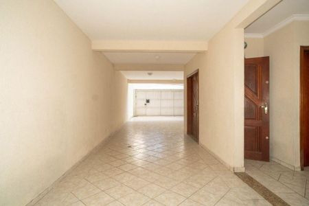 Casa à venda com 227m², 3 quartos e 4 vagas