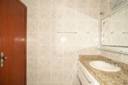 Casa à venda com 3 quartos, 227m² em Vila Boa Vista, Santo André