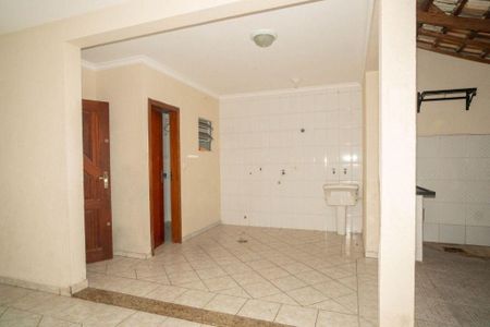 Casa à venda com 3 quartos, 227m² em Vila Boa Vista, Santo André