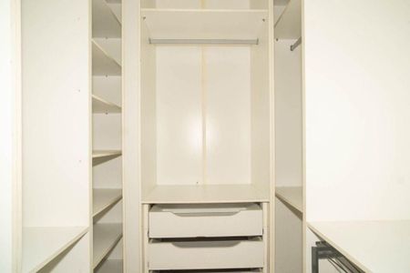 Casa à venda com 227m², 3 quartos e 4 vagas