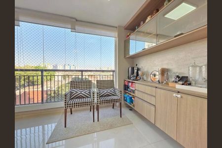 Apartamento à venda com 68m², 2 quartos e 1 vaga Apartamento à venda com 68m², 2 quartos e 1 vagaVaranda