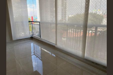 Apartamento à venda com 68m², 2 quartos e 1 vaga Apartamento à venda com 68m², 2 quartos e 1 vagaVaranda