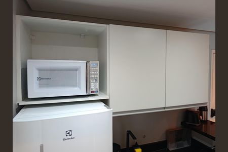 Cozinha de apartamento para alugar com 1 quarto, 55m² em Jardim Paulista, São Paulo