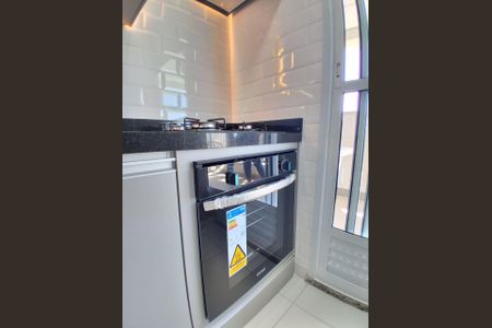 Apartamento para alugar com 55m², 2 quartos e 2 vagas Apartamento para alugar com 55m², 2 quartos e 2 vagasCozinha