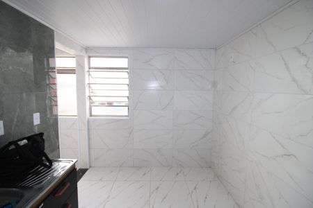 Cozinha de apartamento para alugar com 3 quartos, 49m² em Itaquera, São Paulo