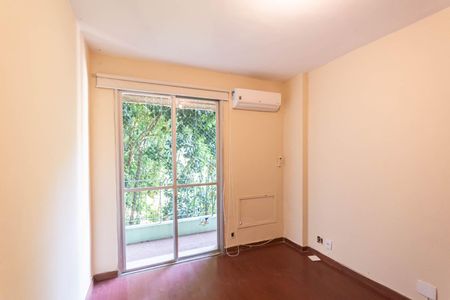 Apartamento para alugar com 110m², 3 quartos e 1 vagaQuarto 2