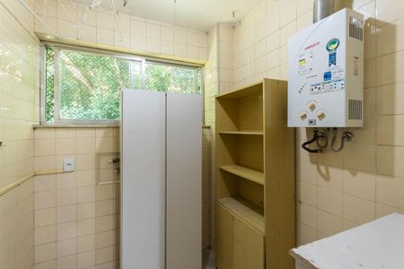 Apartamento para alugar com 110m², 3 quartos e 1 vagaÁrea de Serviço
