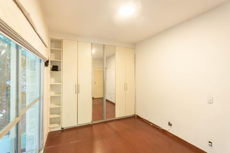 Apartamento para alugar com 110m², 3 quartos e 1 vagaSuíte
