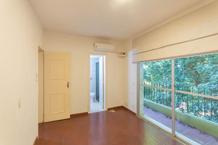 Apartamento para alugar com 110m², 3 quartos e 1 vagaSuíte