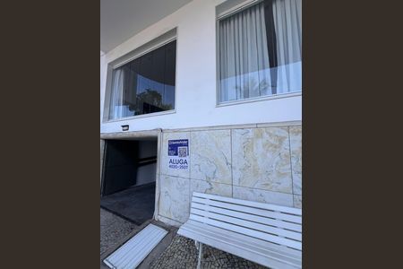 Apartamento para alugar com 264m², 3 quartos e 1 vaga Apartamento para alugar com 264m², 3 quartos e 1 vagaPlaca