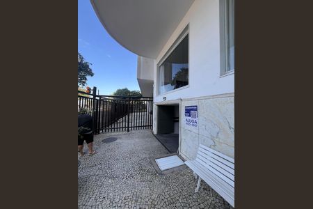 Apartamento para alugar com 264m², 3 quartos e 1 vaga Apartamento para alugar com 264m², 3 quartos e 1 vagaPlaca