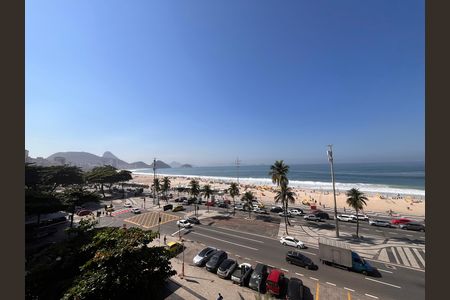 Apartamento para alugar com 264m², 3 quartos e 1 vaga Apartamento para alugar com 264m², 3 quartos e 1 vagaVista da sala