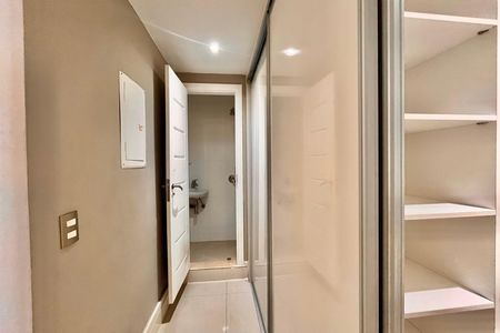 Apartamento para alugar com 264m², 3 quartos e 1 vaga Apartamento para alugar com 264m², 3 quartos e 1 vagaÁrea de Serviço