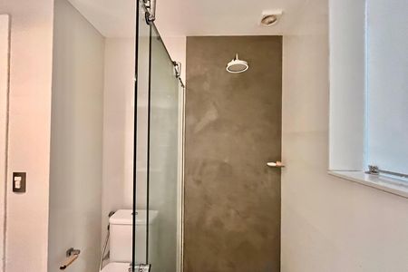 Apartamento para alugar com 264m², 3 quartos e 1 vaga Apartamento para alugar com 264m², 3 quartos e 1 vagaBanheiro da Suíte