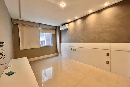 Apartamento para alugar com 264m², 3 quartos e 1 vaga Apartamento para alugar com 264m², 3 quartos e 1 vagaQuarto 3