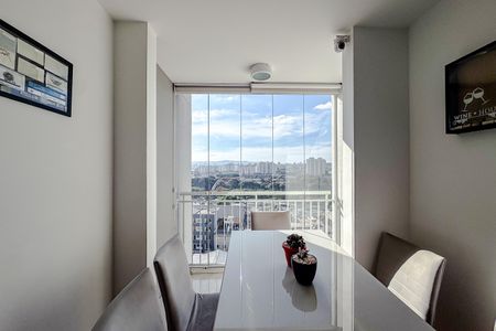 Apartamento à venda com 52m², 2 quartos e 1 vaga Apartamento à venda com 52m², 2 quartos e 1 vagaSala
