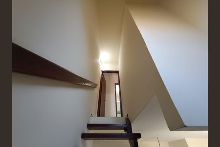 Casa de condomínio para alugar com 70m², 1 quarto e 1 vaga Casa de condomínio para alugar com 70m², 1 quarto e 1 vagaESCADA