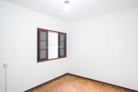 Casa para alugar com 150m², 2 quartos e 2 vagasQuarto 2