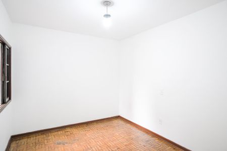 Casa para alugar com 150m², 2 quartos e 2 vagasQuarto 2