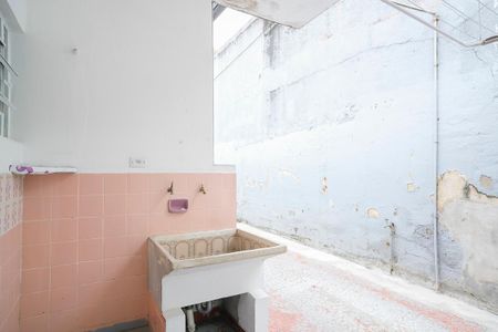 Casa para alugar com 150m², 2 quartos e 2 vagasÁrea de serviço