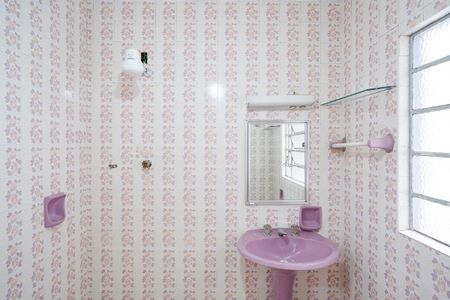 Casa para alugar com 150m², 2 quartos e 2 vagasBanheiro