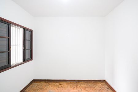 Casa para alugar com 150m², 2 quartos e 2 vagasQuarto 2