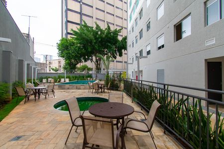 Apartamento para alugar com 55m², 2 quartos e sem vagaÁrea comum