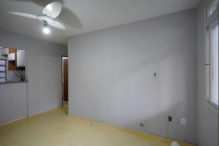 Sala de apartamento para alugar com 2 quartos, 60m² em Higienópolis, Porto Alegre