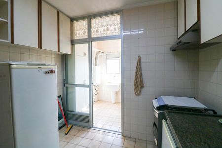 Apartamento à venda com 82m², 3 quartos e 2 vagas Apartamento à venda com 82m², 3 quartos e 2 vagasCozinha
