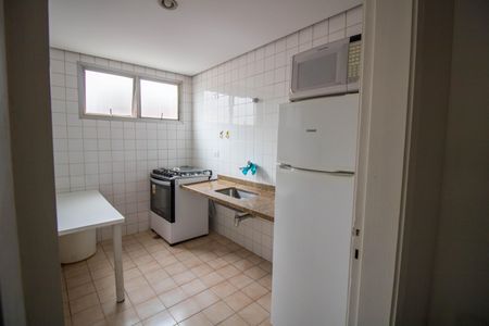 Apartamento à venda com 82m², 3 quartos e 2 vagas Apartamento à venda com 82m², 3 quartos e 2 vagasÁrea comum - Salão de festas