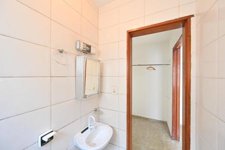 Banheiro da Suíte 2 de casa para alugar com 3 quartos, 330m² em Planalto Paulista, São Paulo