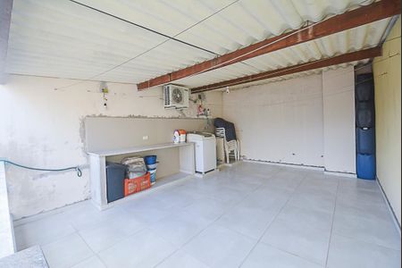 Casa para alugar com 223m², 3 quartos e 5 vagas Casa para alugar com 223m², 3 quartos e 5 vagasÁrea de Serviço