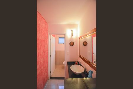 Casa para alugar com 223m², 3 quartos e 5 vagas Casa para alugar com 223m², 3 quartos e 5 vagasLavabo