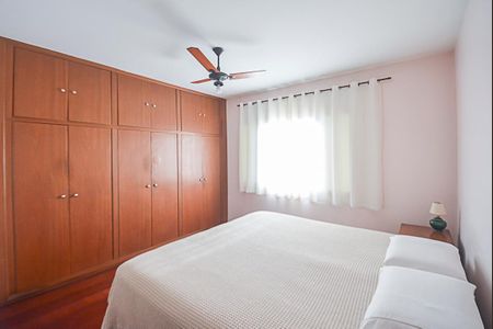 Casa para alugar com 223m², 3 quartos e 5 vagas Casa para alugar com 223m², 3 quartos e 5 vagasQuarto Suíte