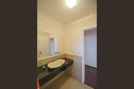 Casa para alugar com 223m², 3 quartos e 5 vagas Casa para alugar com 223m², 3 quartos e 5 vagasBanheiro