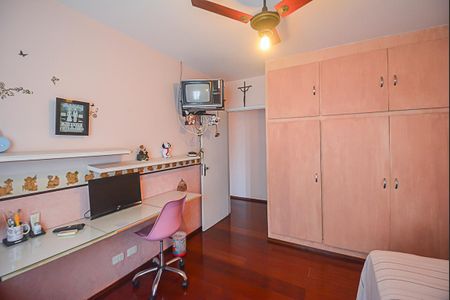 Casa para alugar com 223m², 3 quartos e 5 vagas Casa para alugar com 223m², 3 quartos e 5 vagasQuarto 1