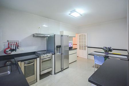Casa para alugar com 223m², 3 quartos e 5 vagas Casa para alugar com 223m², 3 quartos e 5 vagasCozinha