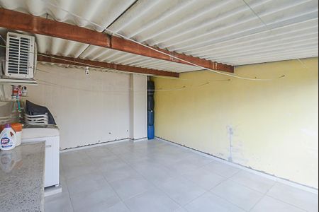 Área de Serviço de casa para alugar com 3 quartos, 223m² em Vila Vivaldi, São Bernardo do Campo
