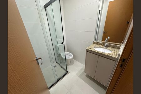 Apartamento para alugar com 57m², 2 quartos e 1 vaga Apartamento para alugar com 57m², 2 quartos e 1 vagaBanheiro