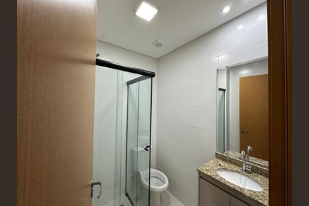 Apartamento para alugar com 57m², 2 quartos e 1 vaga Apartamento para alugar com 57m², 2 quartos e 1 vagaBanheiro
