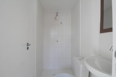 Banheiro de kitnet/studio à venda com 1 quarto, 17m² em Vila Andrade, São Paulo
