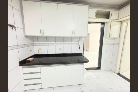 Casa para alugar com 6 quartos, 267m² em Parque Amazonia, Goiânia
