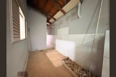 Casa para alugar com 6 quartos, 267m² em Jardim América, Goiânia