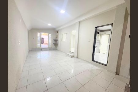 Casa para alugar com 6 quartos, 267m² em Jardim América, Goiânia