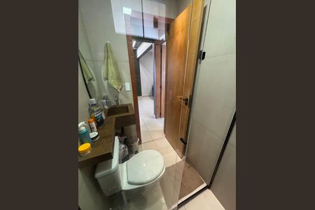 Casa à venda com 150m², 3 quartos e 2 vagasBanheiro 
